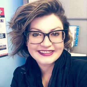 Meet your Posher, Alisa